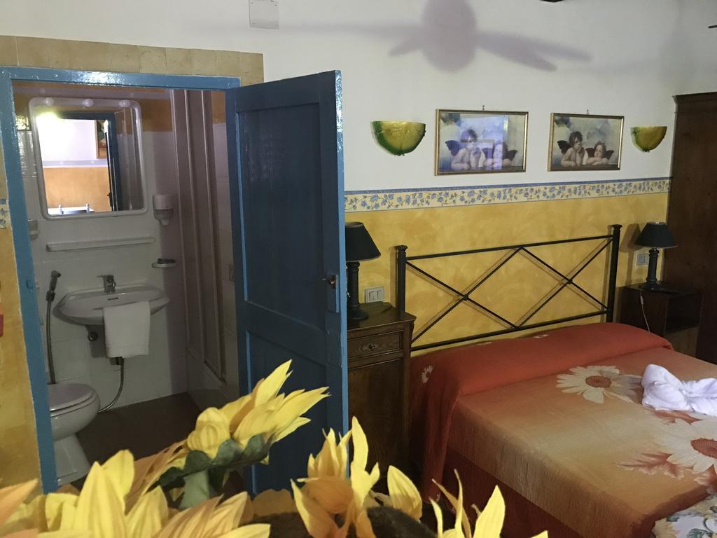 B&B Tony And Judy 奥尔贝泰洛 外观 照片